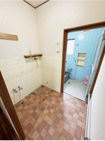 泉南市男里、中古一戸建ての画像です