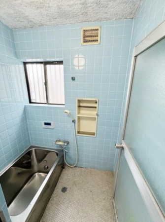 泉南市男里、中古一戸建ての画像です