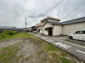 泉南市信達市場、土地の画像です