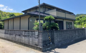 泉南市信達岡中、中古一戸建ての画像です