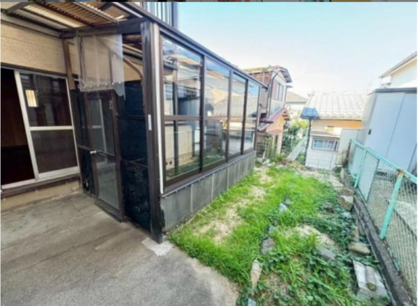阪南市箱作、中古一戸建ての画像です