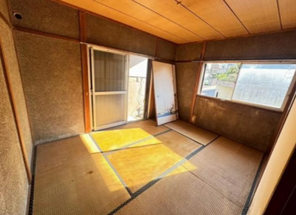 阪南市箱作、中古一戸建ての画像です