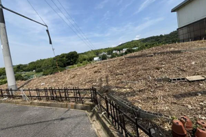 泉南市信達市場、土地の画像です