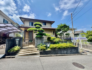 阪南市緑ヶ丘、中古一戸建ての画像です