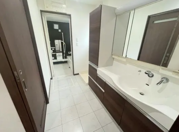 阪南市下出、中古一戸建ての画像です