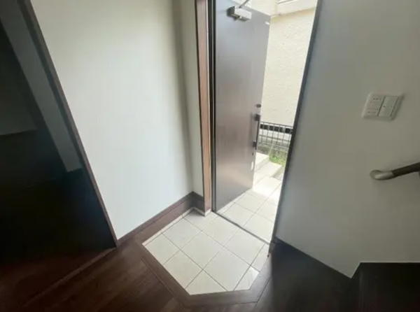 阪南市下出、中古一戸建ての画像です