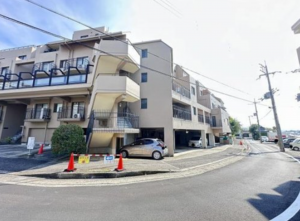 泉南市信達牧野、マンションの画像です