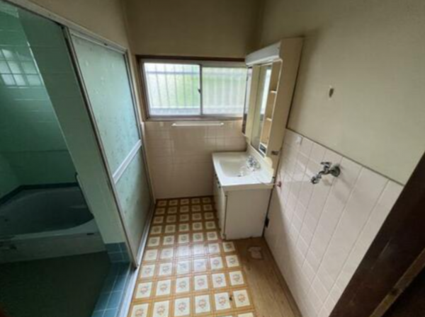 阪南市新町、中古一戸建ての画像です