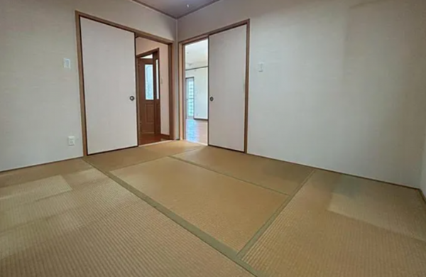 泉南市新家、中古一戸建ての画像です