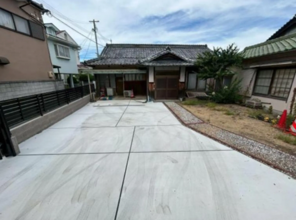 泉南市中小路、中古一戸建ての画像です