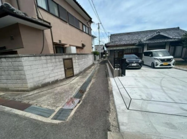 泉南市中小路、中古一戸建ての画像です