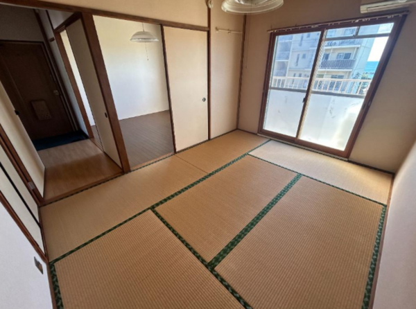 阪南市貝掛、マンションの画像です