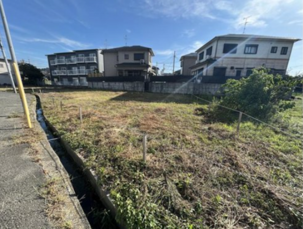 泉南市信達牧野、土地の画像です