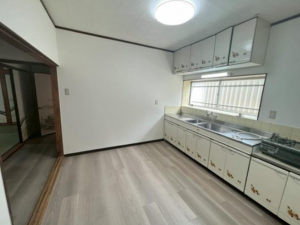 阪南市箱作、中古一戸建ての画像です