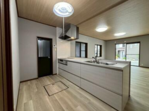 泉南市樽井、中古一戸建ての画像です