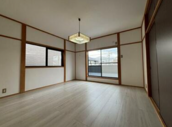 泉南市樽井、中古一戸建ての画像です