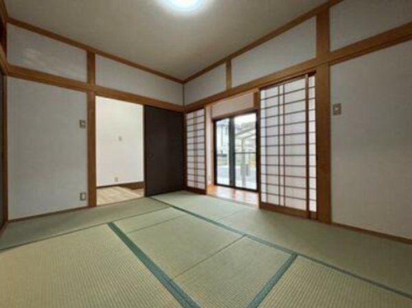 泉南市樽井、中古一戸建ての画像です