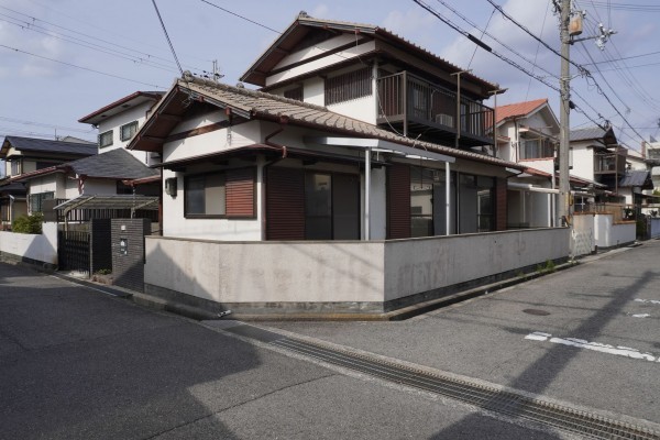 泉南市樽井、中古一戸建ての外観画像です