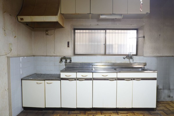 泉南市樽井、中古一戸建てのキッチン画像です