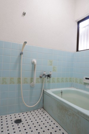 泉南市樽井、中古一戸建ての風呂画像です