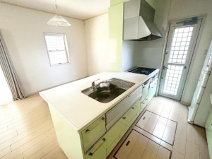 阪南市緑ヶ丘、中古一戸建ての画像です