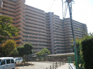 泉南市男里、マンションの画像です