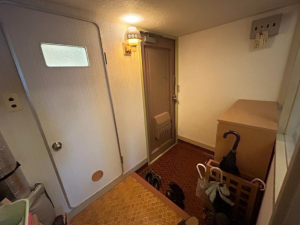 泉南市信達大苗代、マンションの画像です