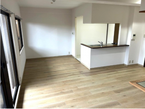 泉南市男里、マンションの画像です