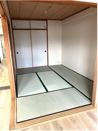 泉南市男里、マンションの画像です