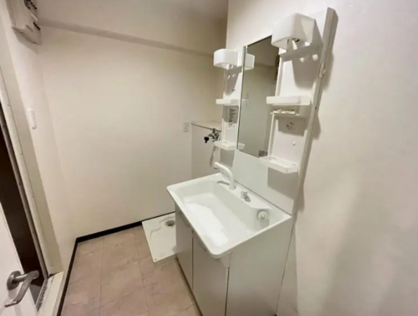 泉南市信達大苗代、マンションの画像です