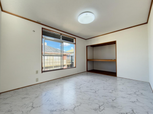 阪南市緑ヶ丘、中古一戸建ての画像です