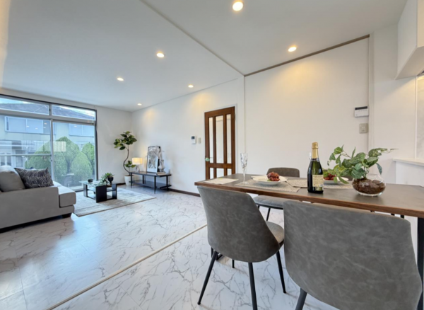 阪南市緑ヶ丘、中古一戸建ての画像です