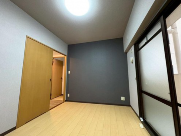 阪南市黒田、マンションの画像です