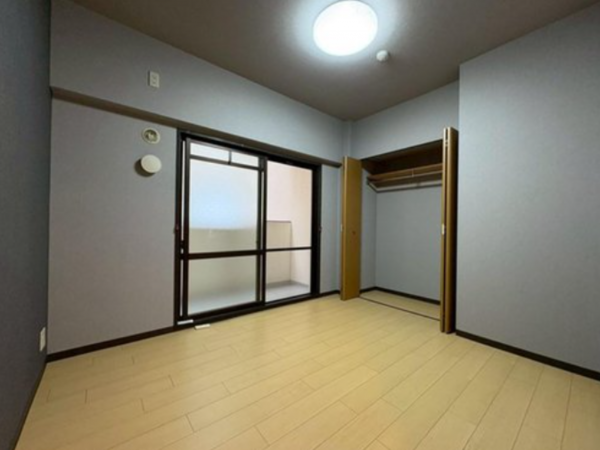 阪南市黒田、マンションの画像です