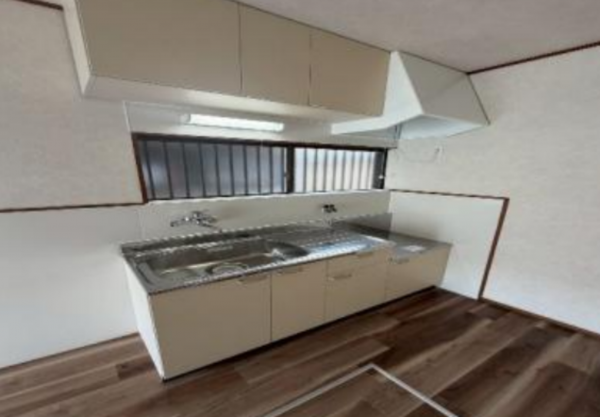 泉南市信達牧野、中古一戸建ての画像です