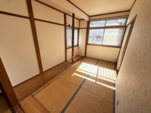 阪南市箱作、中古一戸建ての画像です
