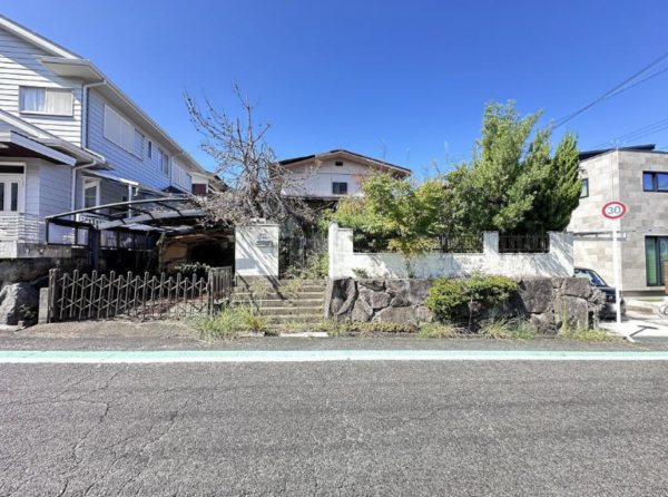 泉南市信達市場、土地の画像です