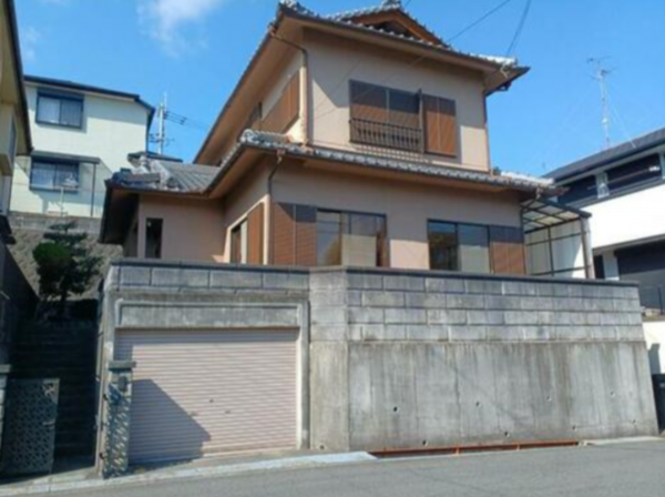 阪南市さつき台、中古一戸建ての画像です