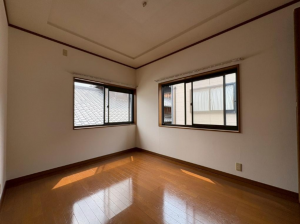 泉南市新家、中古一戸建ての画像です