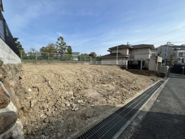 泉南市信達牧野、土地の画像です