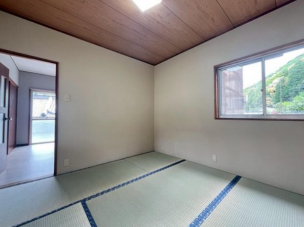 阪南市山中渓、中古一戸建ての画像です