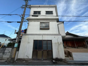 泉南市信達市場、中古一戸建ての画像です