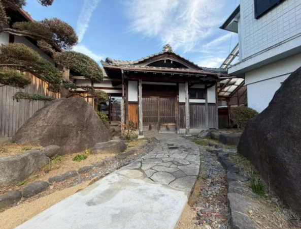 泉南市信達市場、中古一戸建ての画像です