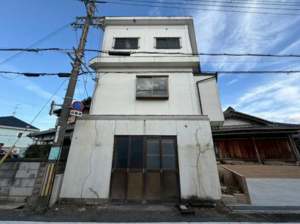 泉南市信達市場、中古一戸建ての画像です