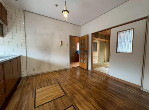 泉南市信達市場、中古一戸建ての画像です
