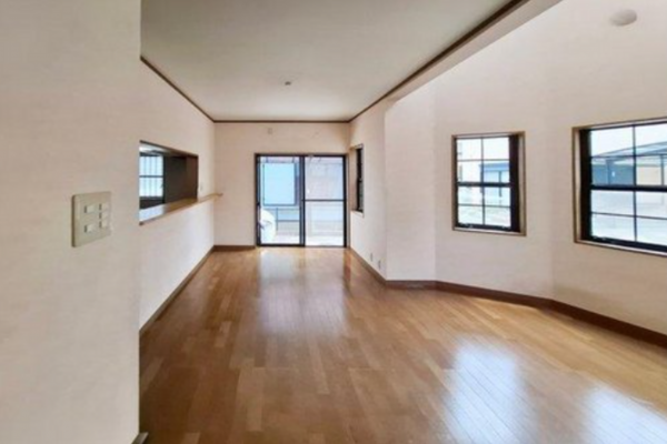 泉南市信達市場、中古一戸建ての画像です