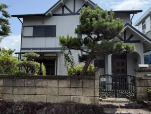 阪南市緑ヶ丘、中古一戸建ての画像です