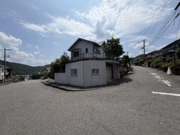 阪南市緑ヶ丘、中古一戸建ての画像です