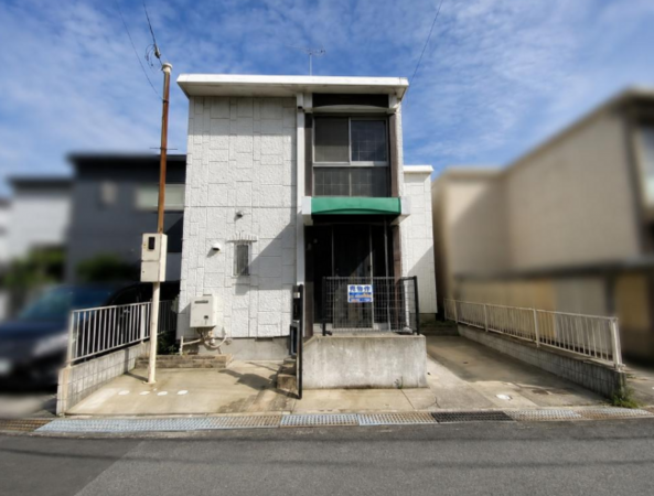 泉南市樽井、中古一戸建ての画像です