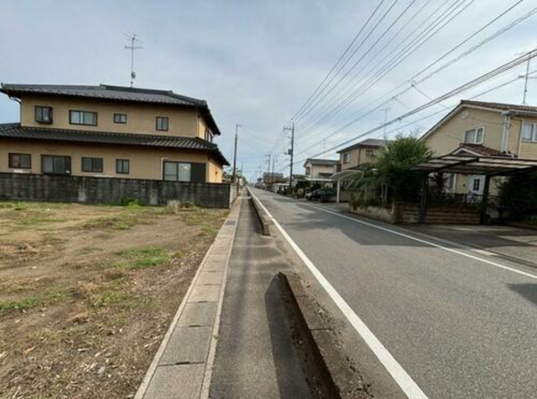邑楽郡邑楽町大字篠塚、土地の画像です